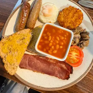 A breakfast plate at Chai Latte